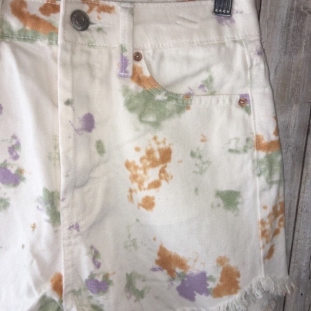 Wild Fable Highest Rise Button Front White Shorts - Picture 4 of 9